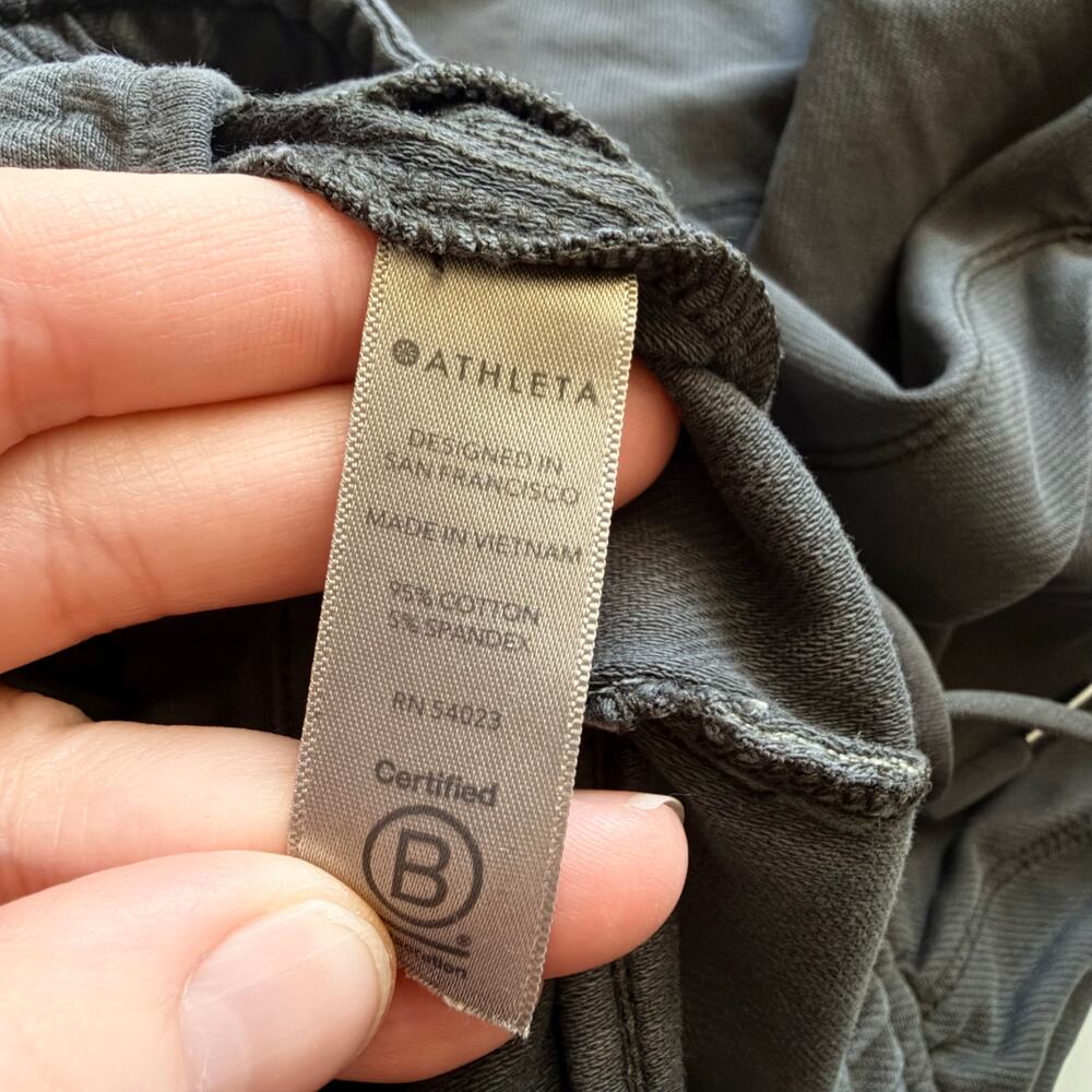 Athleta Farallon Bermuda Shorts - Women's Size 14 - Gray - Picture 5 of 9